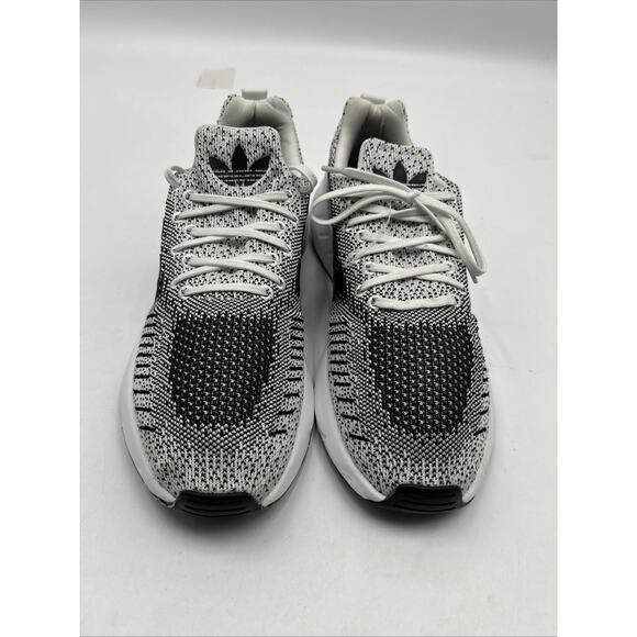 Adidas Originals Swift Run 22 Athletic Sneaker Running Shoes Size 10 White Black - Picture 2 of 8